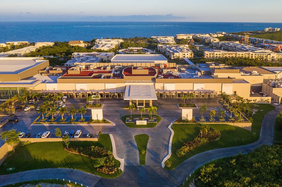 Beyond All-Inclusive: A Deep Dive into the World of Palace Resorts