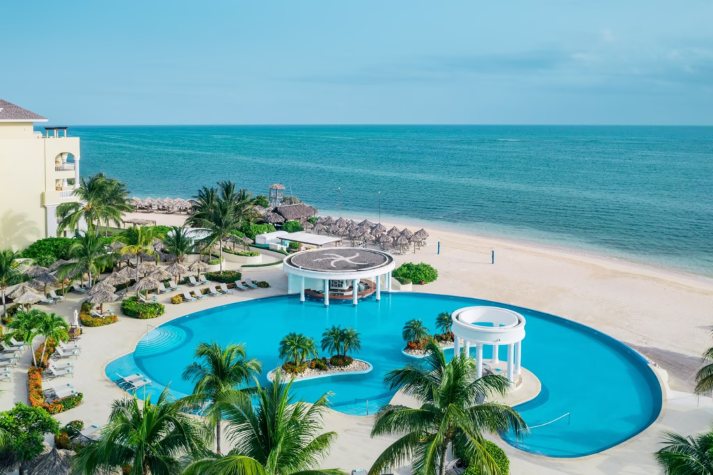 Iberostar Selection Rose Hall pool